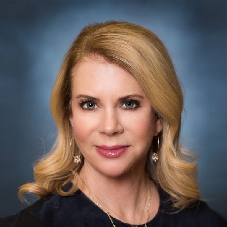 Adrienne+graves+headshot